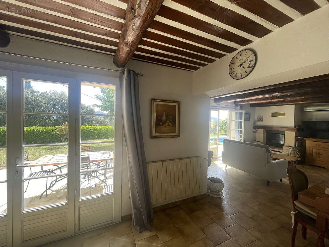 Maison à VAISON-LA-ROMAINE