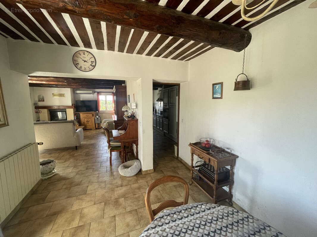 Maison à VAISON-LA-ROMAINE