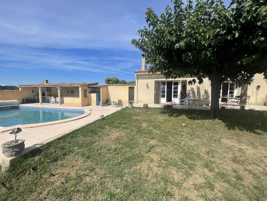 Maison à VAISON-LA-ROMAINE