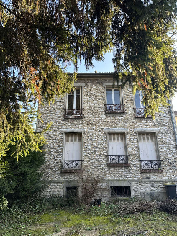 Maison à CHAMPIGNY-SUR-MARNE