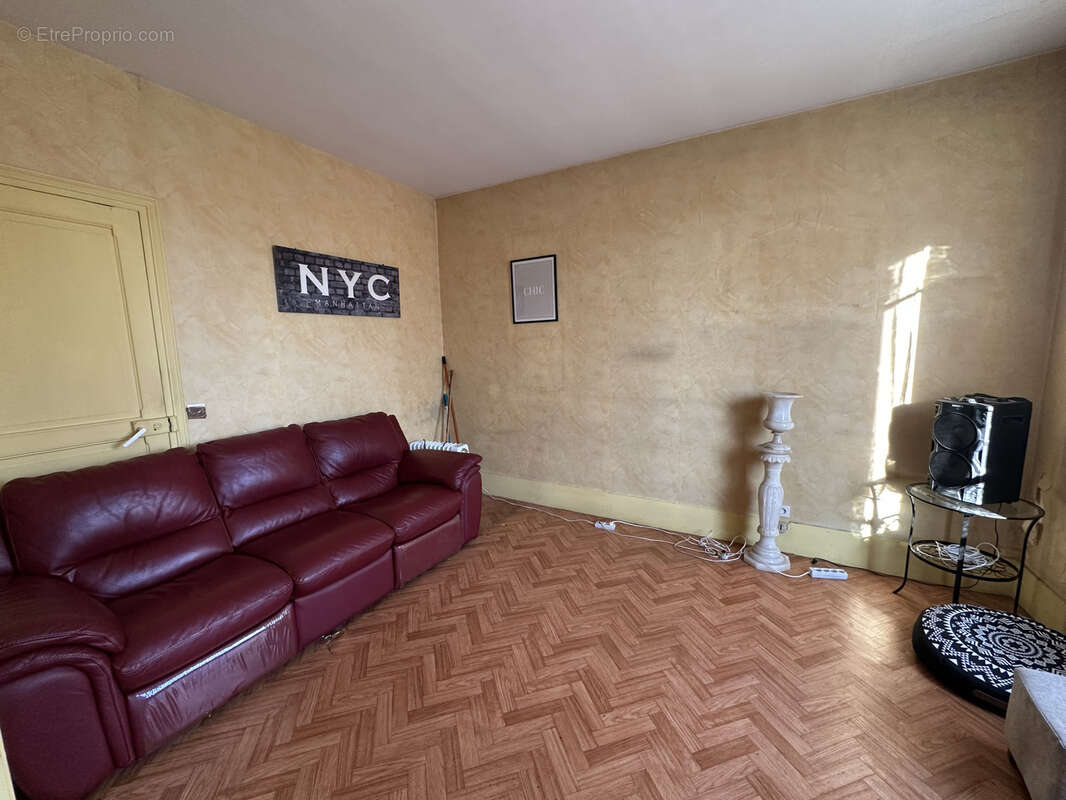 Maison à CHAMPIGNY-SUR-MARNE