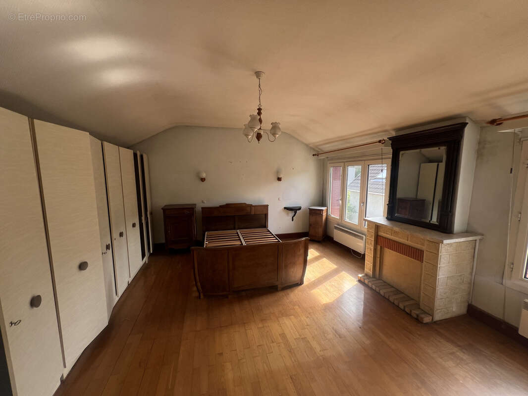 Maison à CHAMPIGNY-SUR-MARNE