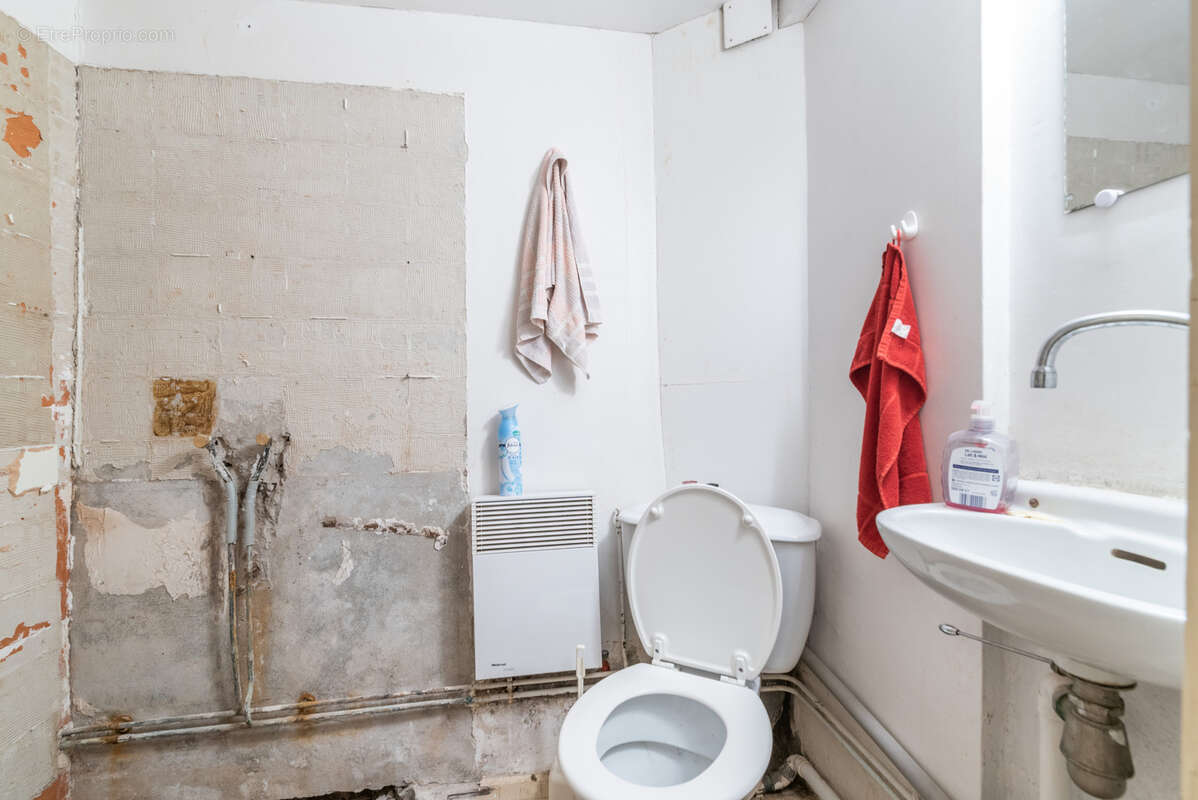 Maison à SIAUGUES-SAINTE-MARIE