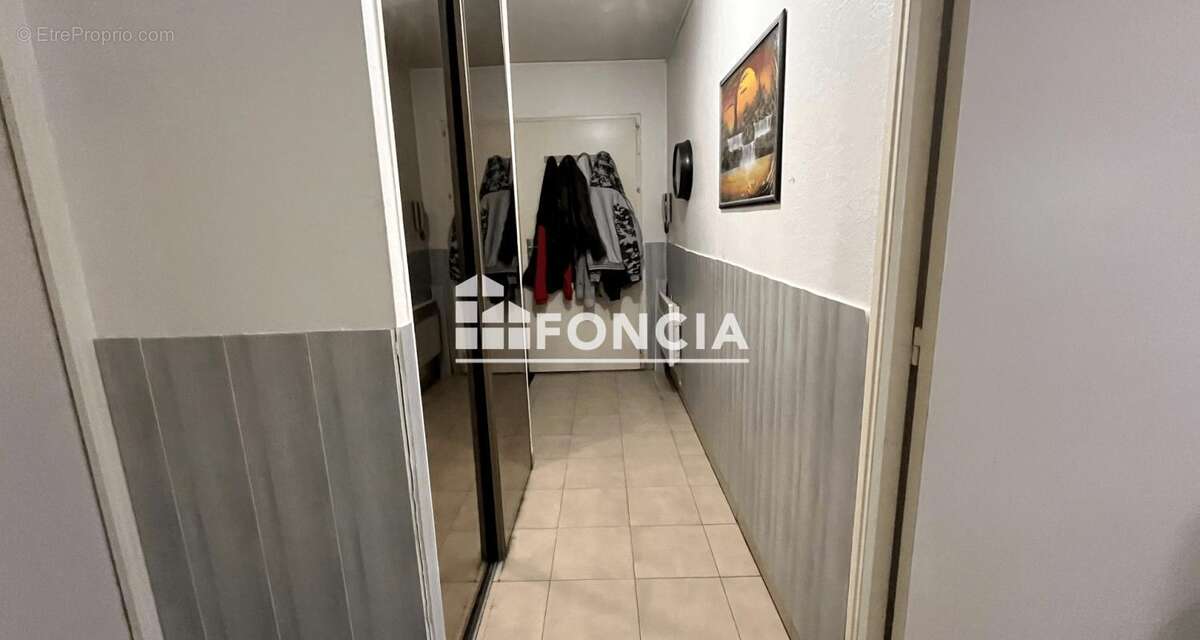 Appartement à LE CANNET