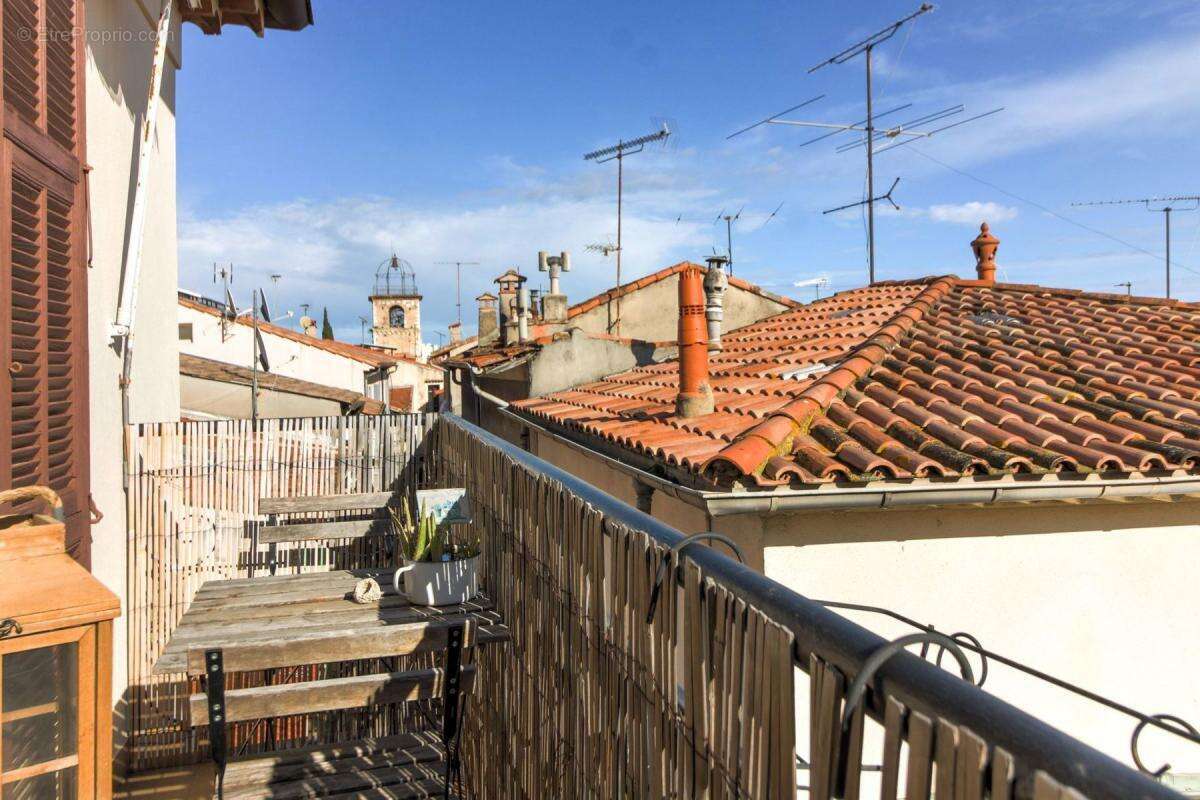 Maison à SAINT-LAURENT-DU-VAR