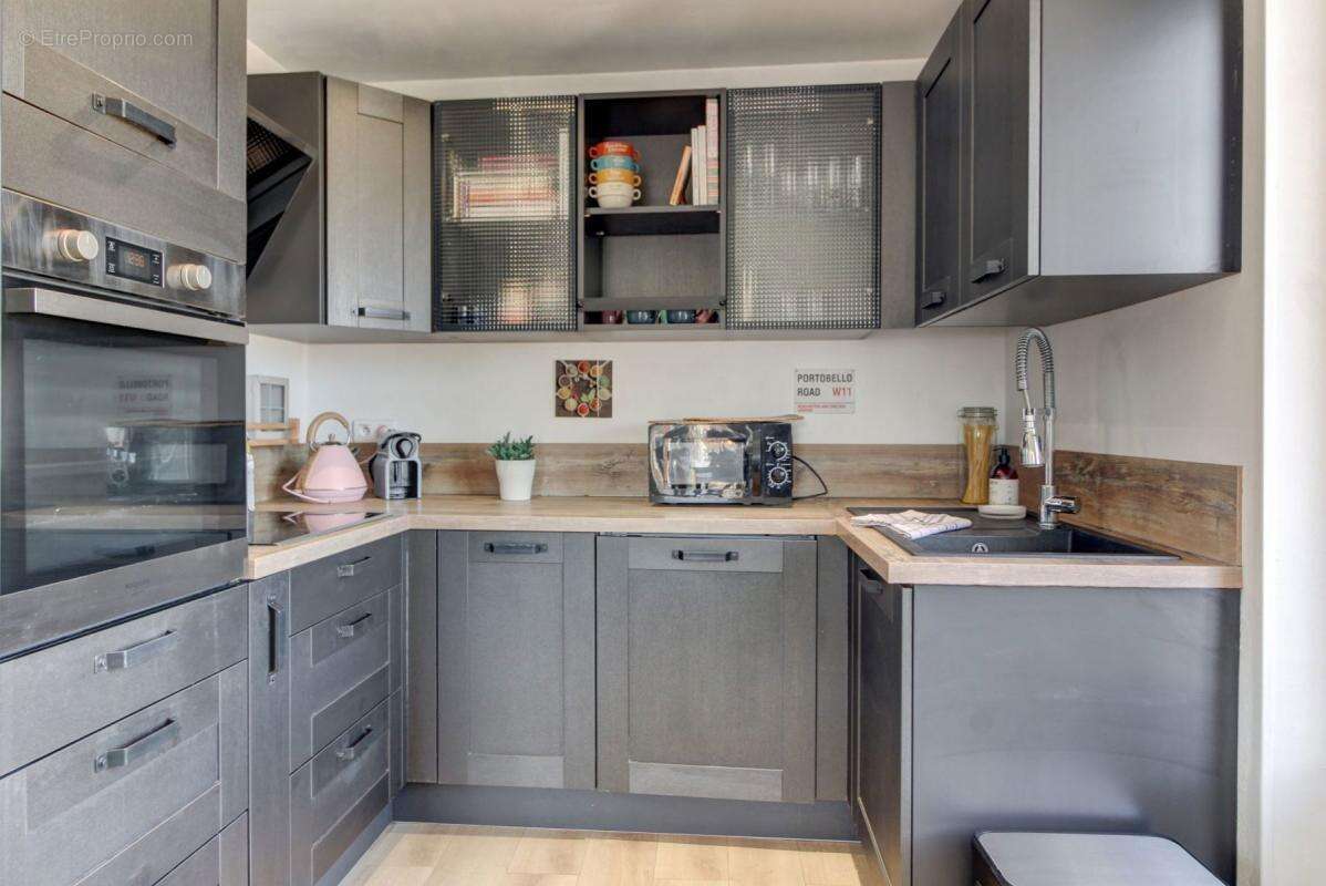 Maison à SAINT-LAURENT-DU-VAR