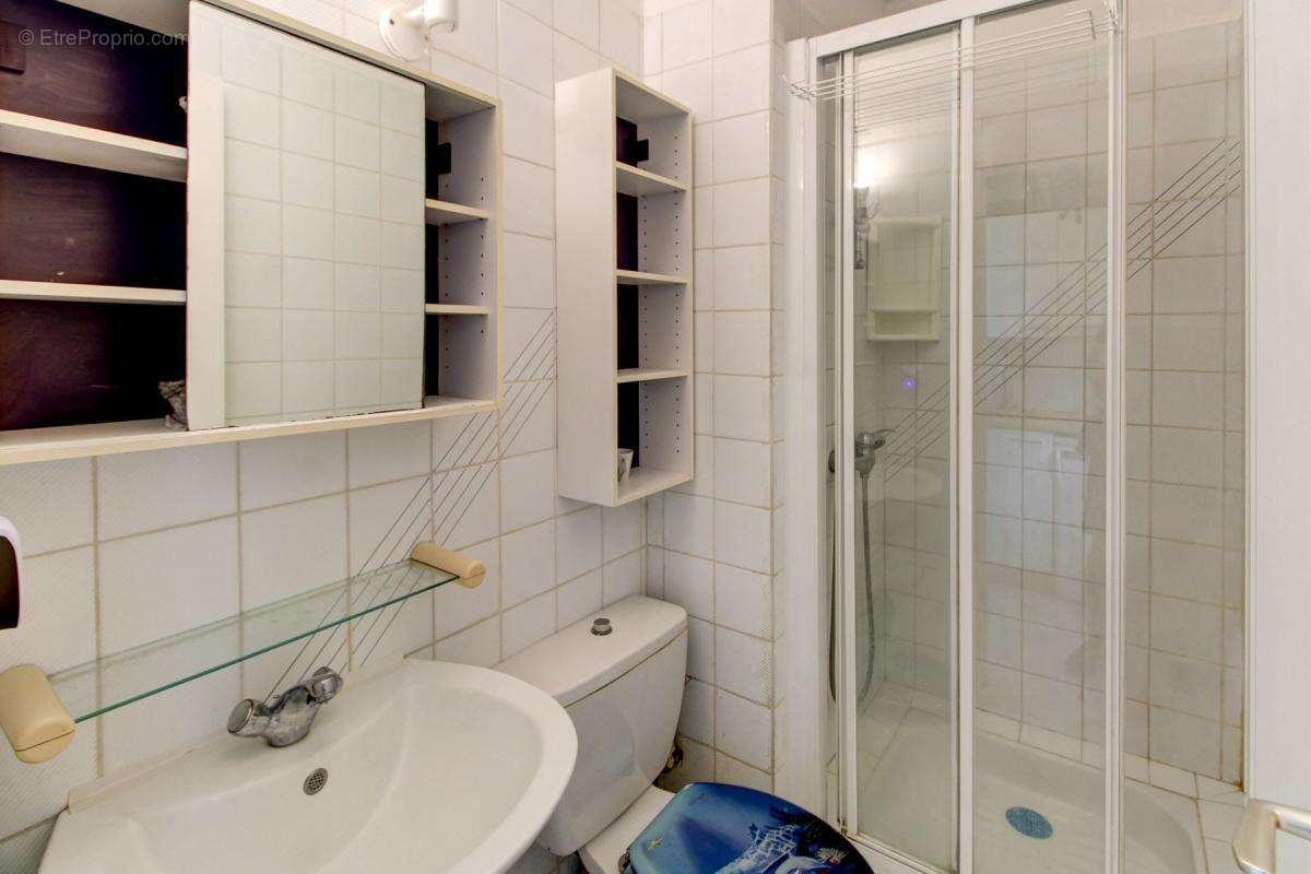 Appartement à VILLENEUVE-LOUBET