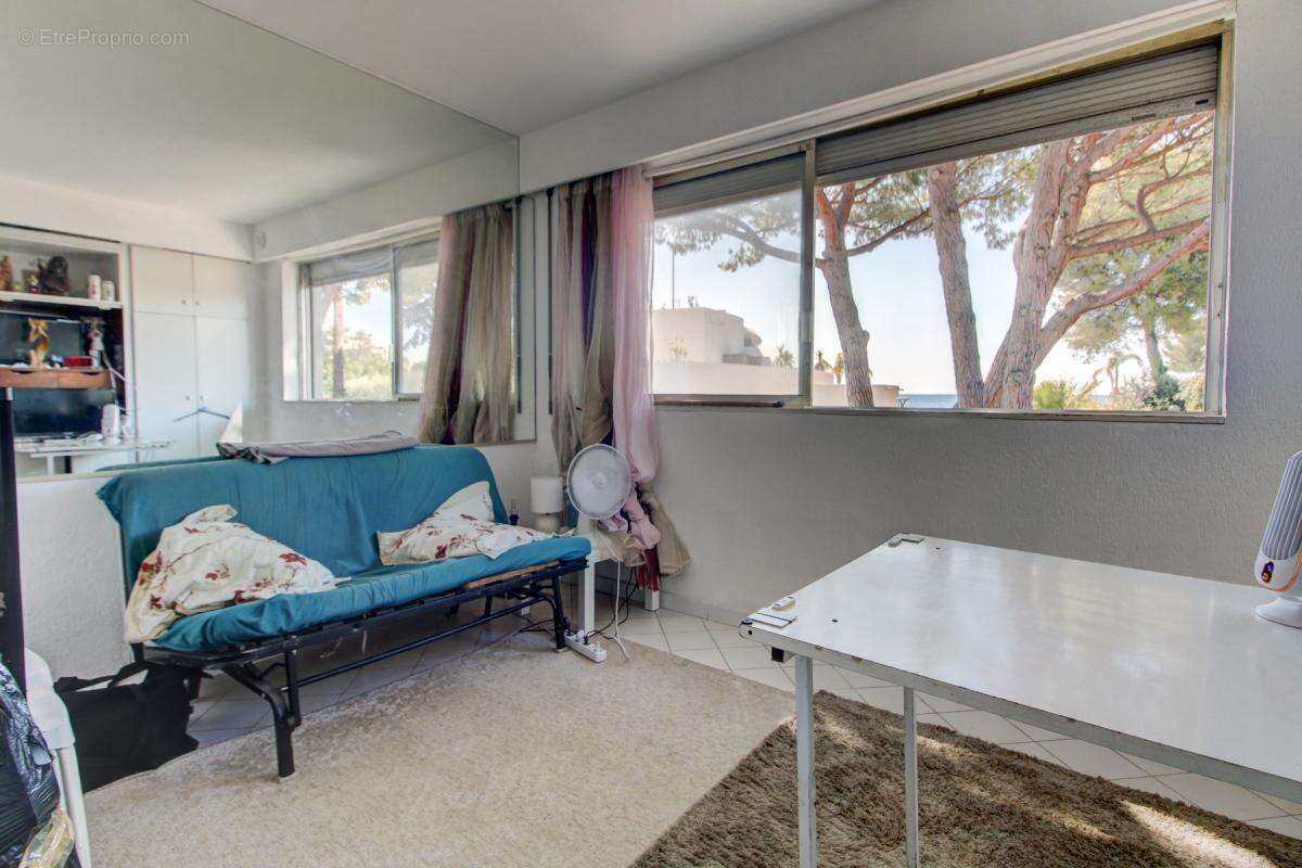 Appartement à VILLENEUVE-LOUBET