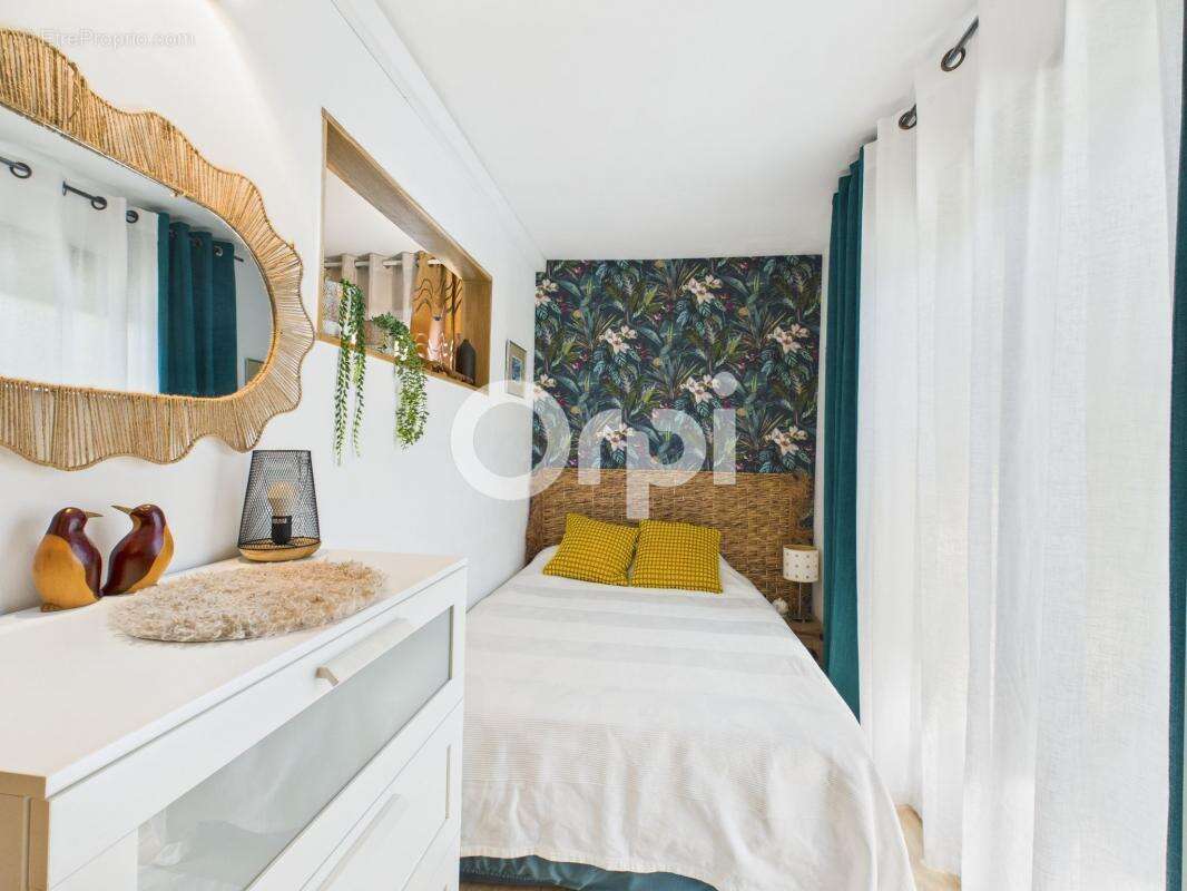 Maison à MANDELIEU-LA-NAPOULE