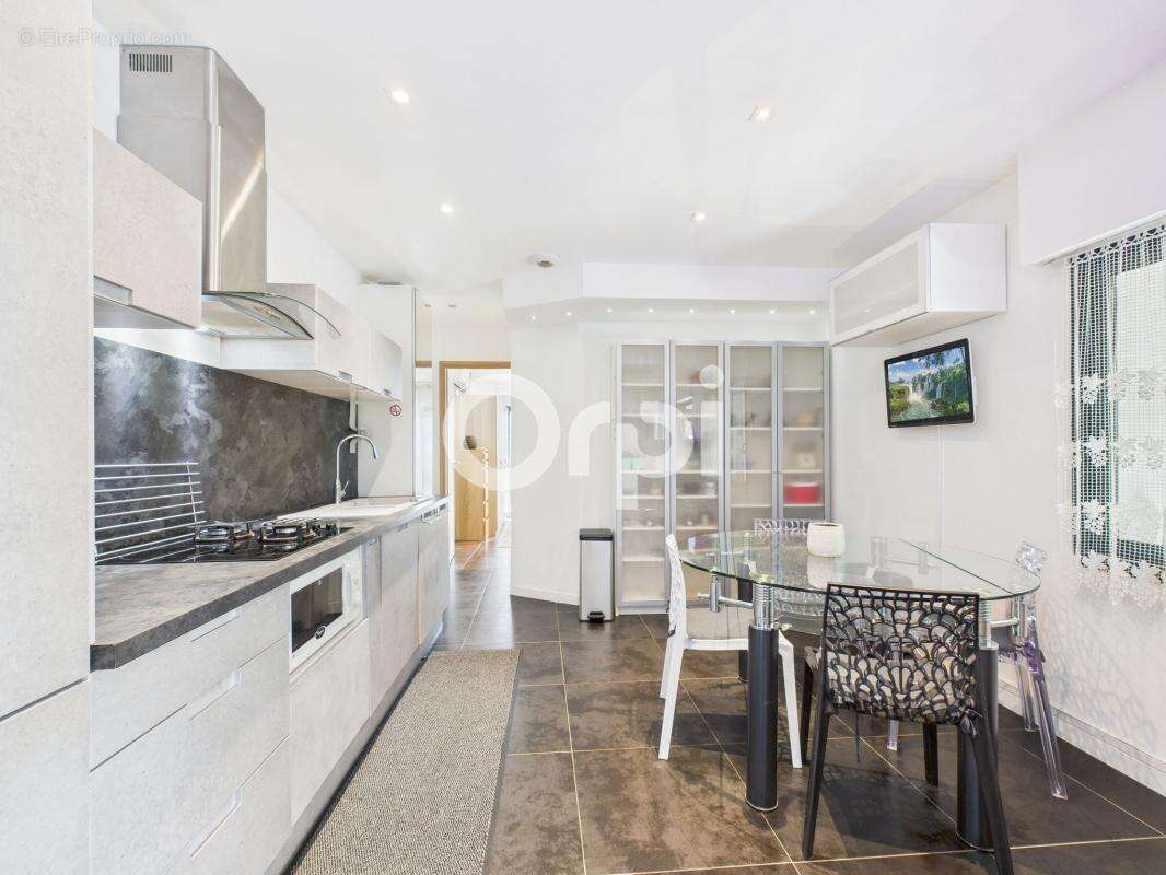 Maison à MANDELIEU-LA-NAPOULE