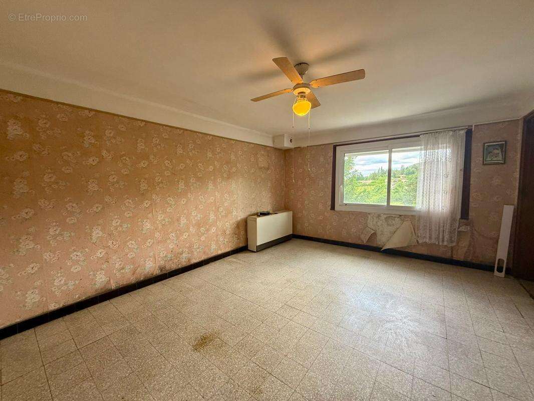 Maison à LABLACHERE