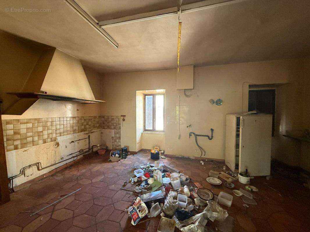 Maison à LABLACHERE