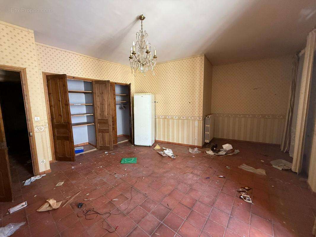 Maison à LABLACHERE