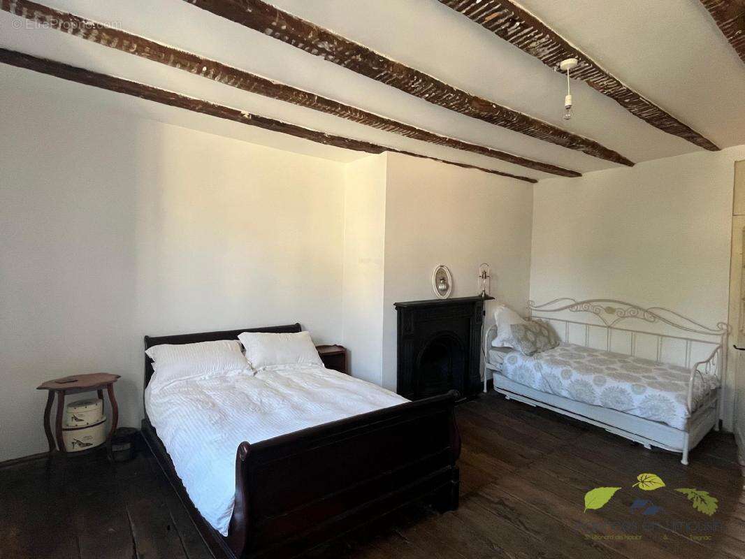 Maison à CHAMBOULIVE