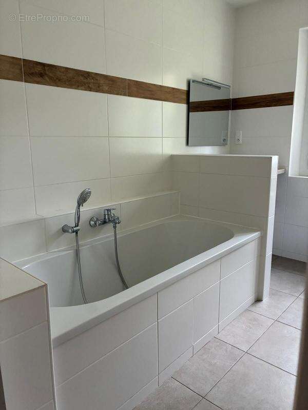 Maison à SAINT-CHRISTOL-LES-ALES