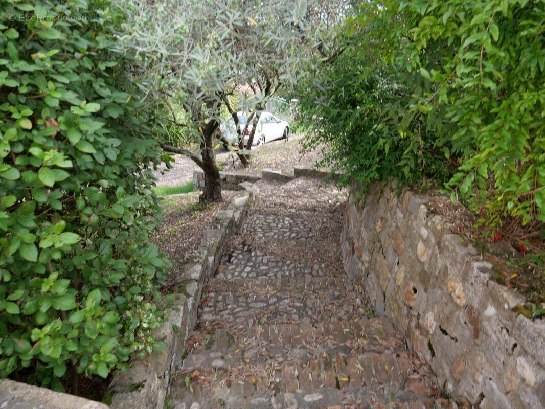 Maison à SAINT-CHRISTOL-LES-ALES