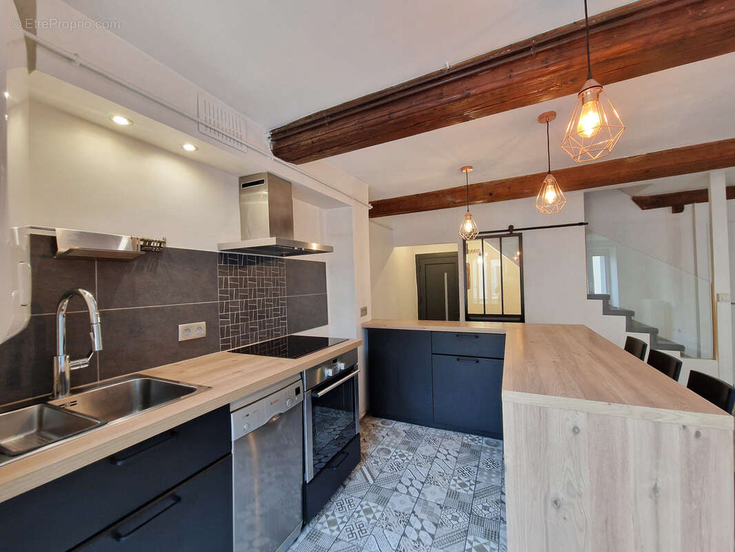 Appartement à COUZON-AU-MONT-D&#039;OR