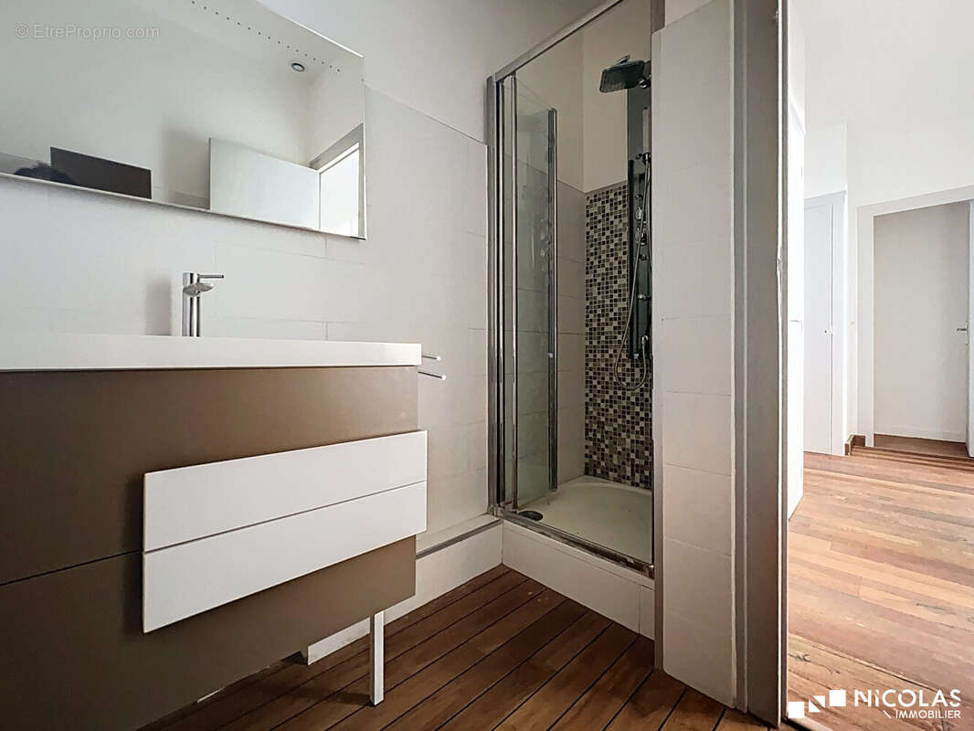 Appartement à BORDEAUX