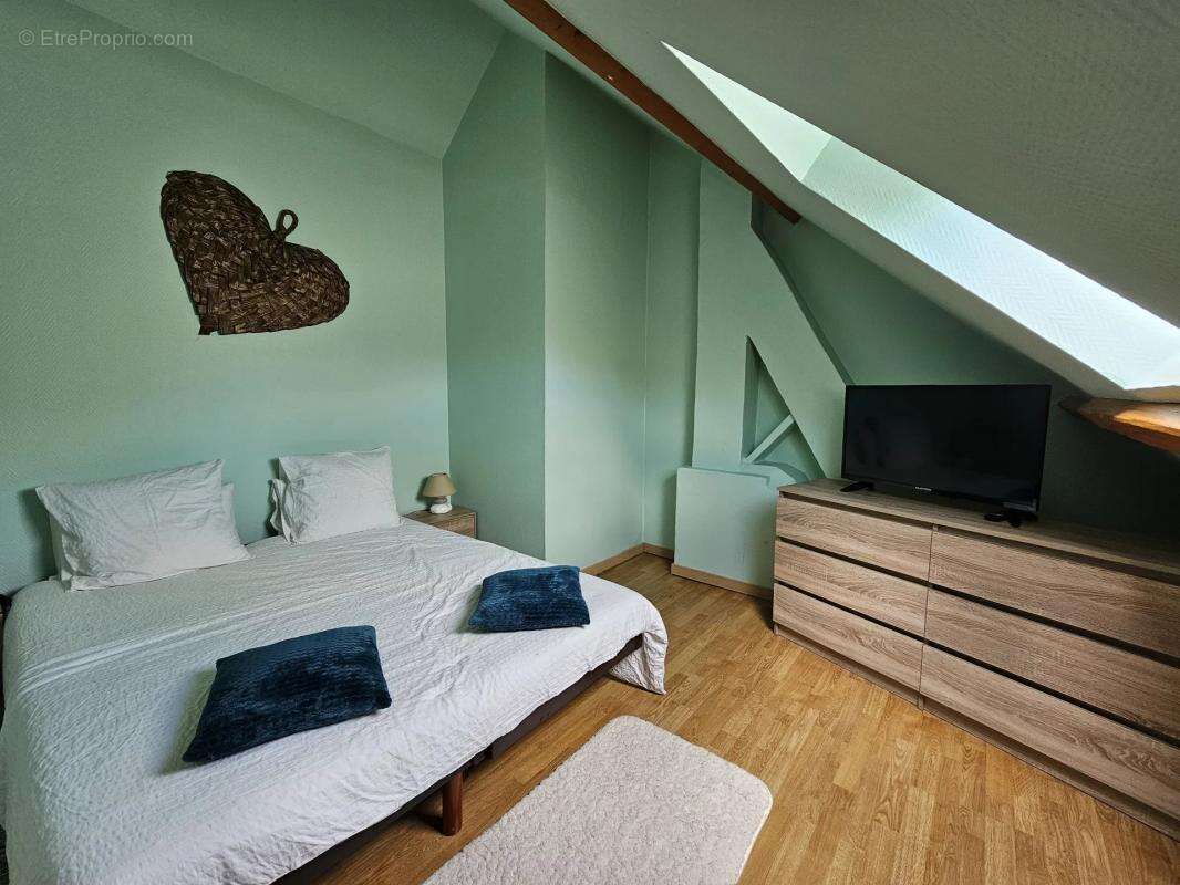 Maison à SAVIGNY-SUR-CLAIRIS