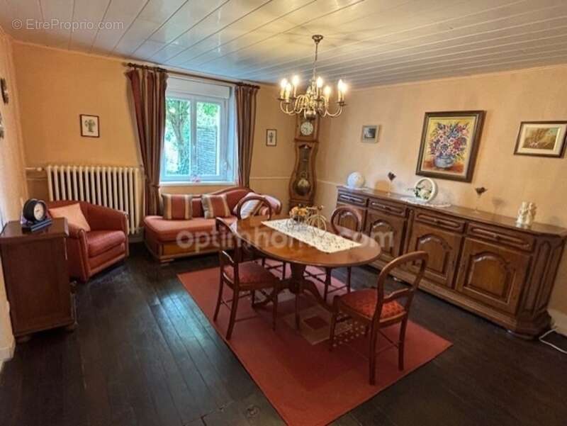 Maison à DIEUE-SUR-MEUSE