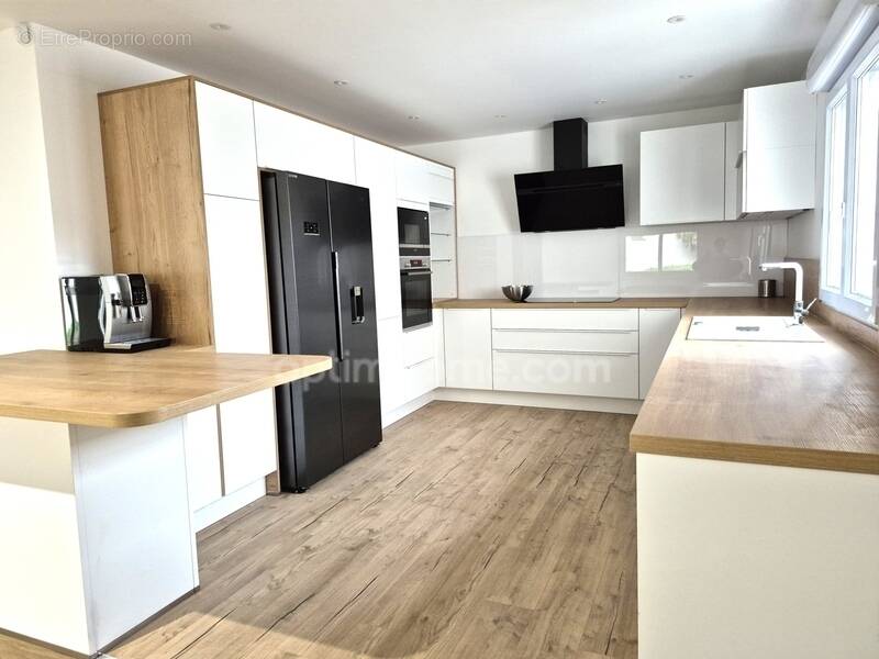 Maison à MIREFLEURS