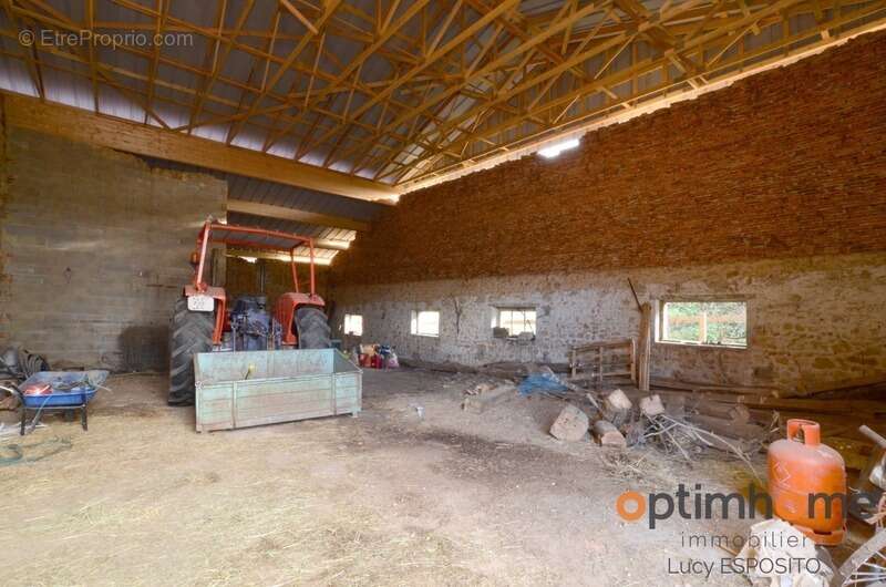 Maison à GENOUILLAC