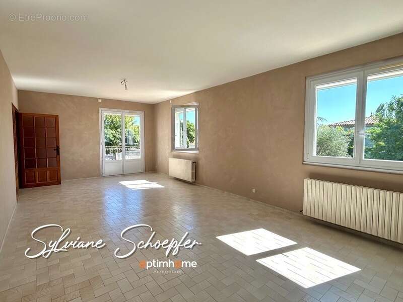 Maison à PIERRELATTE