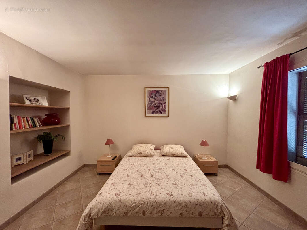 Appartement à LA CADIERE-D&#039;AZUR