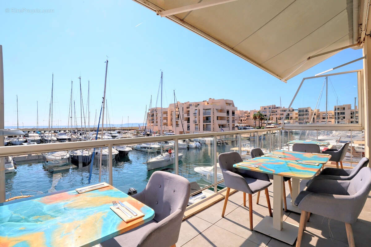 Commerce à BORMES-LES-MIMOSAS