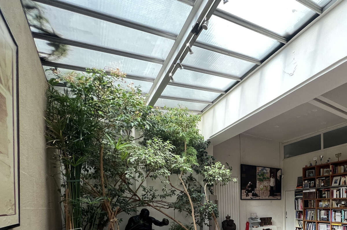 Appartement à PARIS-20E