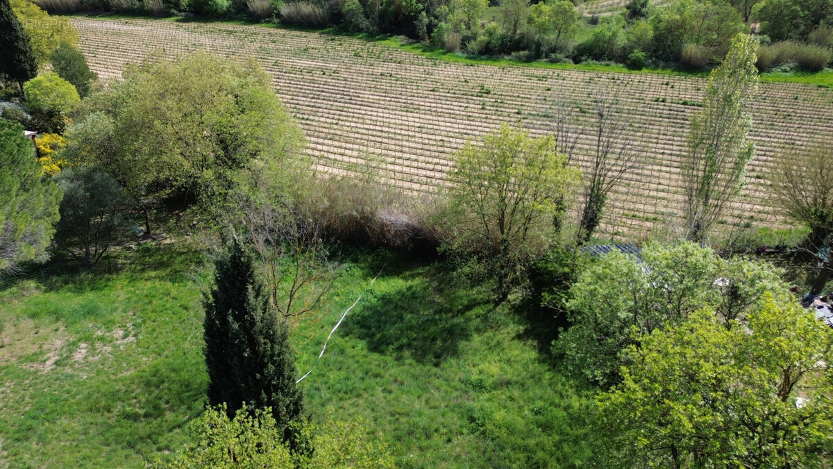 Terrain à PUILACHER