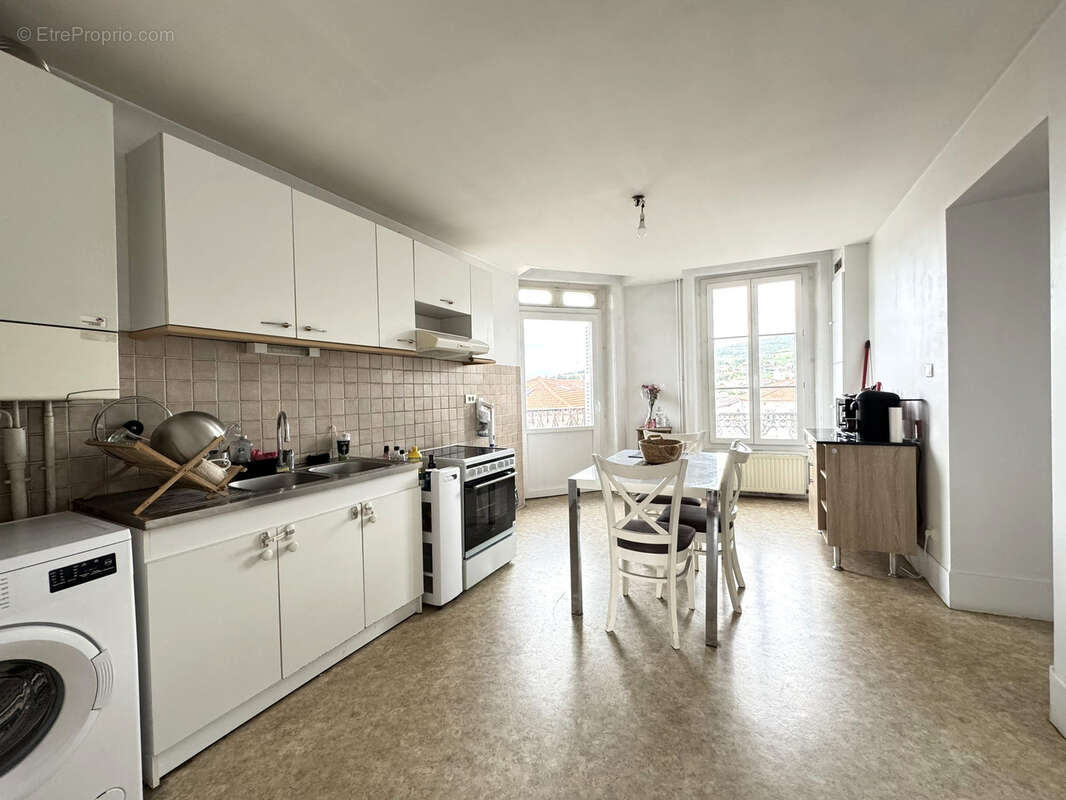 Appartement à SAINT-CHAMOND