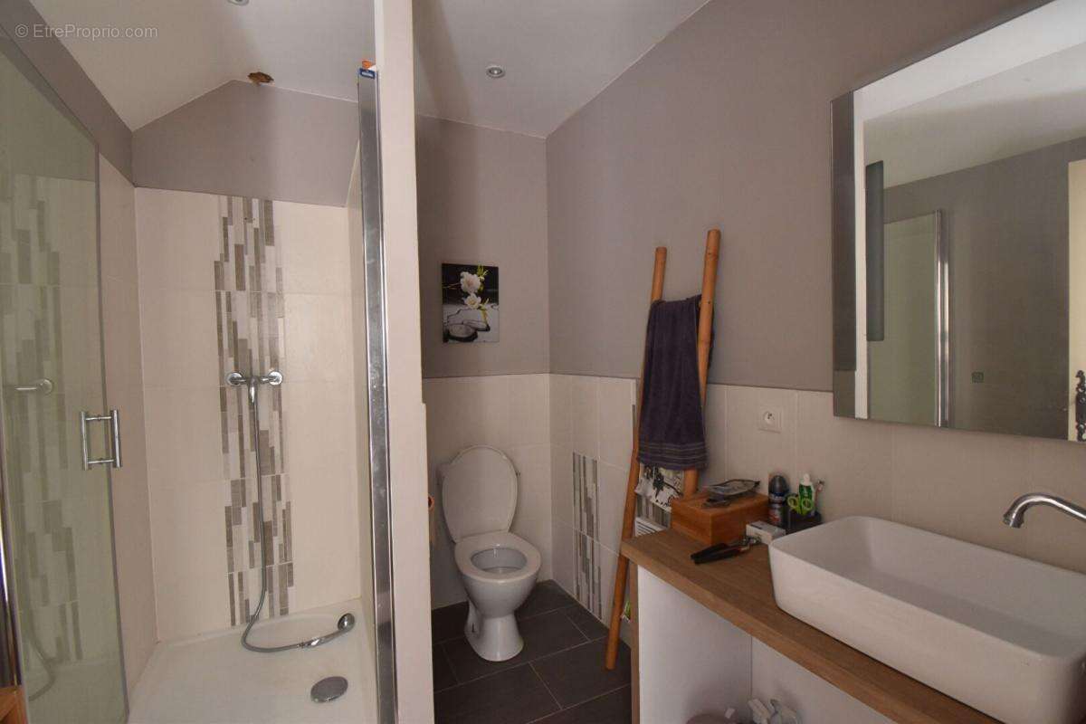 Maison à SUILLY-LA-TOUR