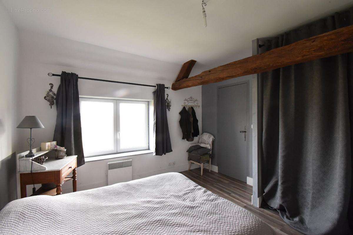 Maison à SUILLY-LA-TOUR