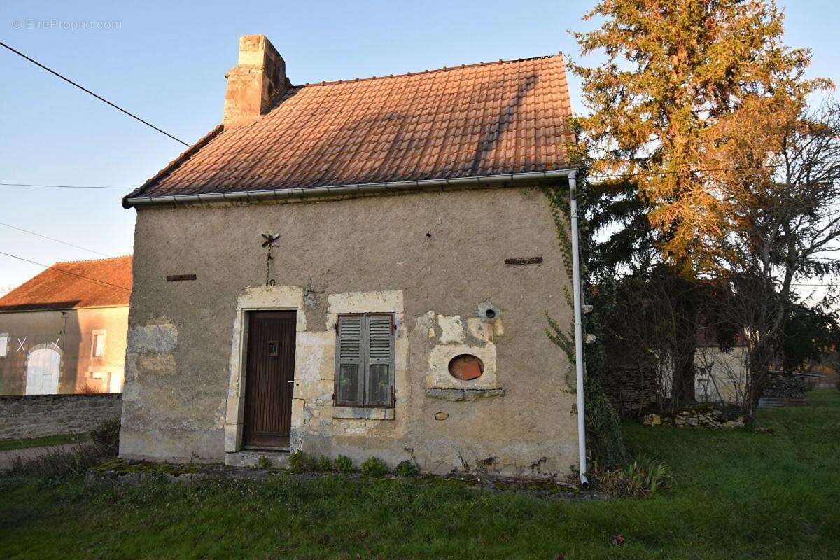 Maison à SUILLY-LA-TOUR