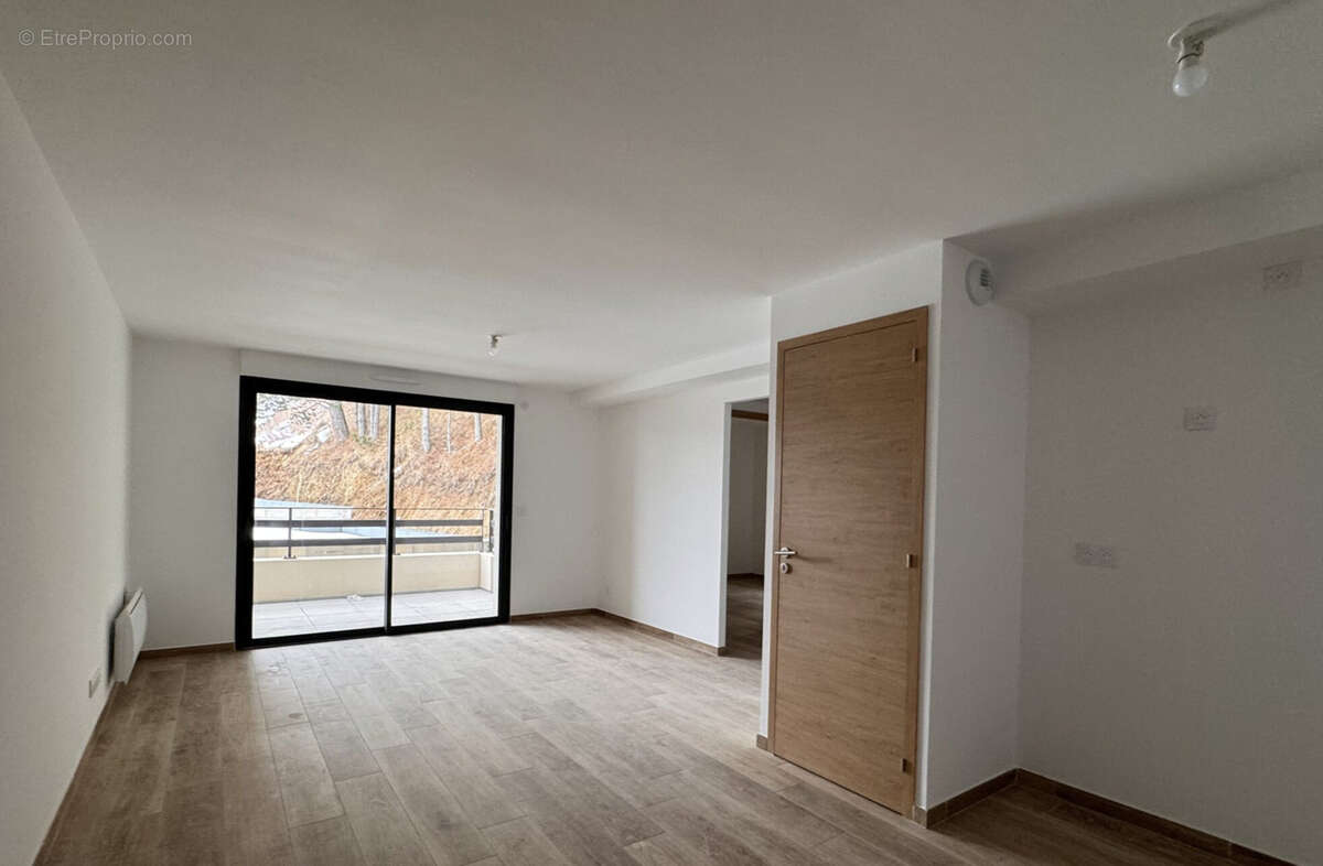 Appartement à LES ANGLES