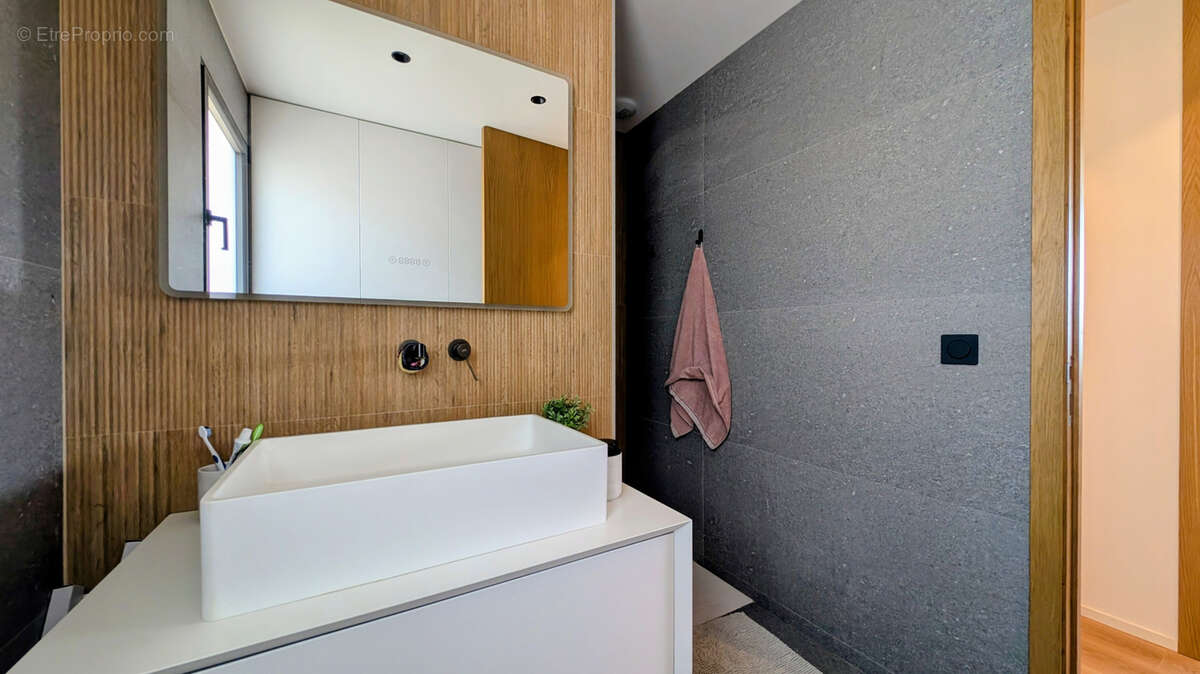 Maison à VILLENEUVE-DE-LA-RAHO