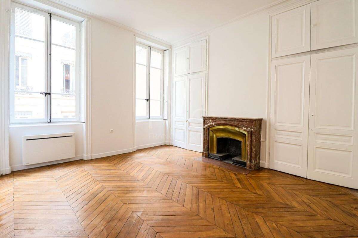 Appartement à LYON-2E