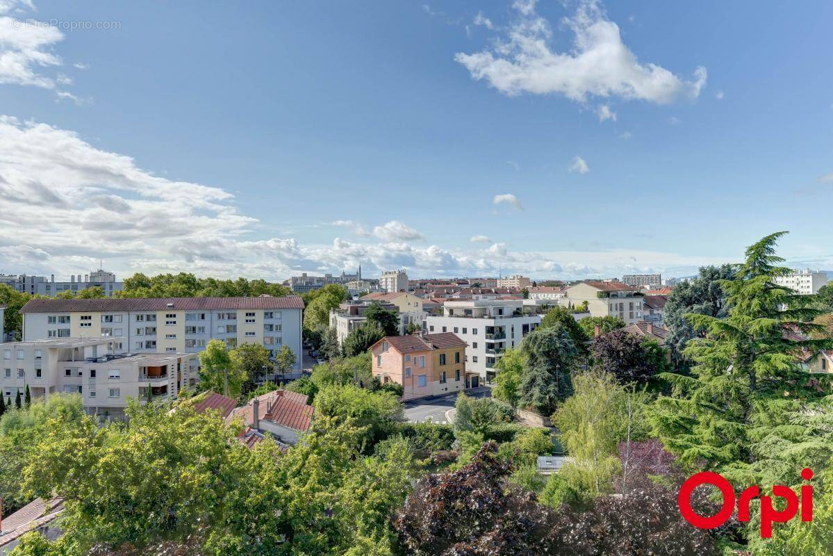 Appartement à LYON-4E