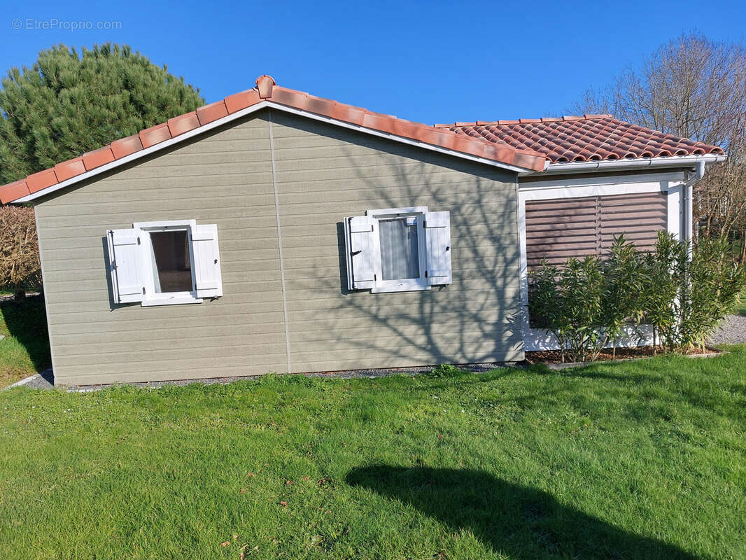 Maison à LA CHAPELLE-HERMIER