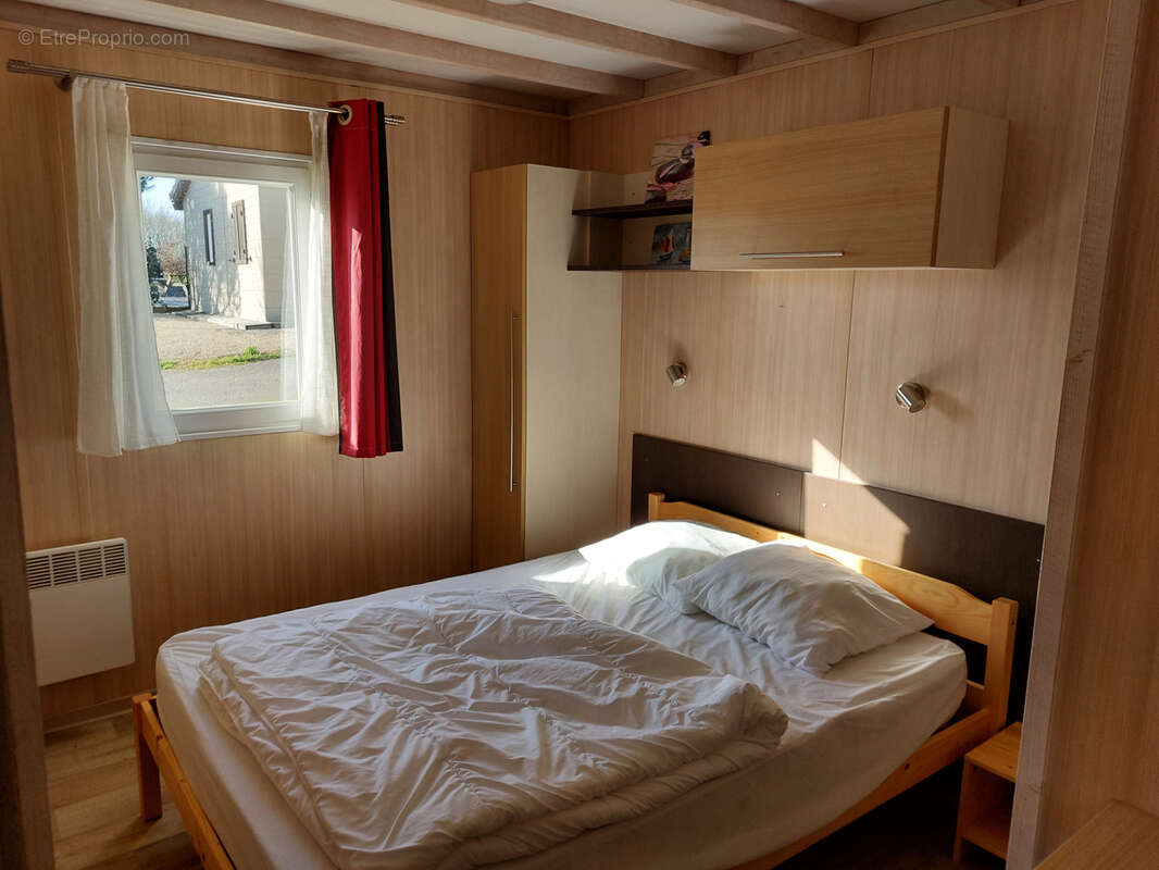 Maison à LA CHAPELLE-HERMIER