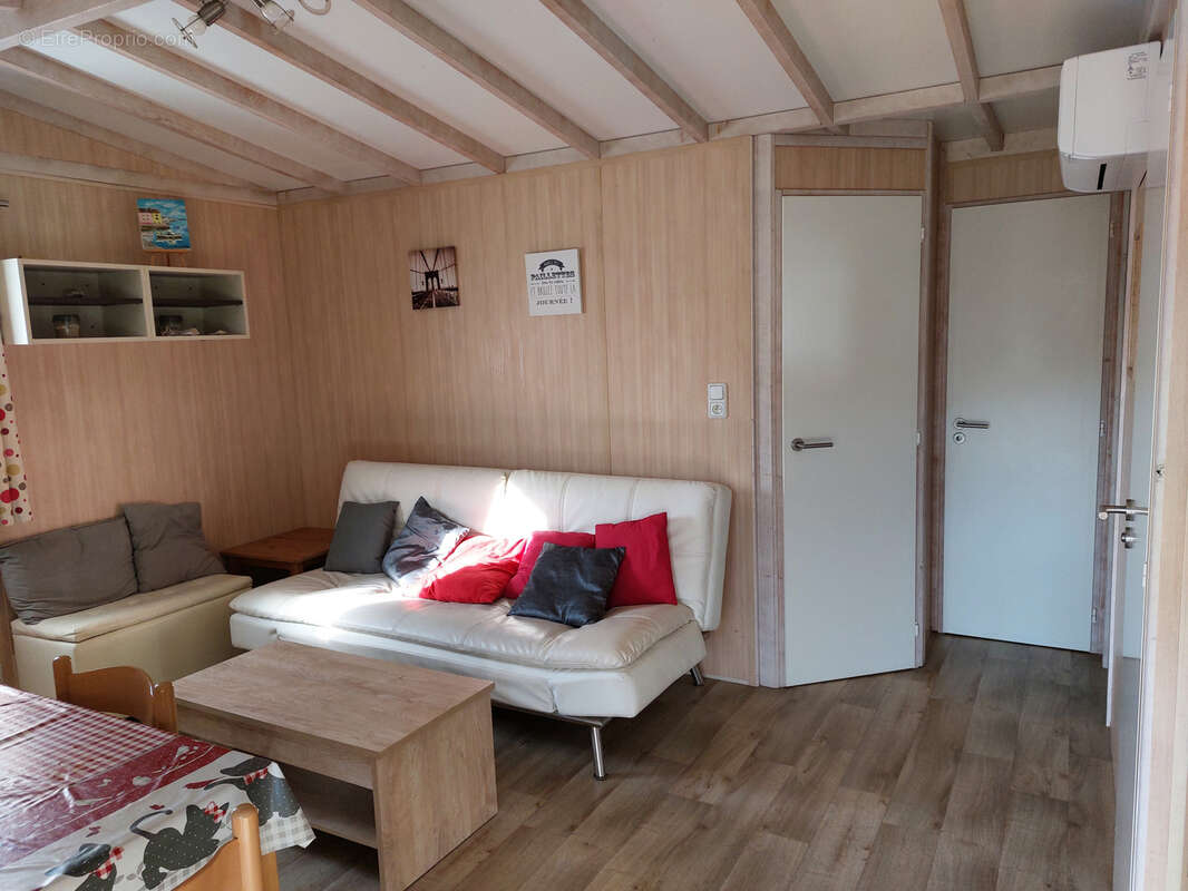 Maison à LA CHAPELLE-HERMIER