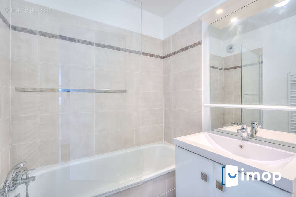 Appartement à ATHIS-MONS