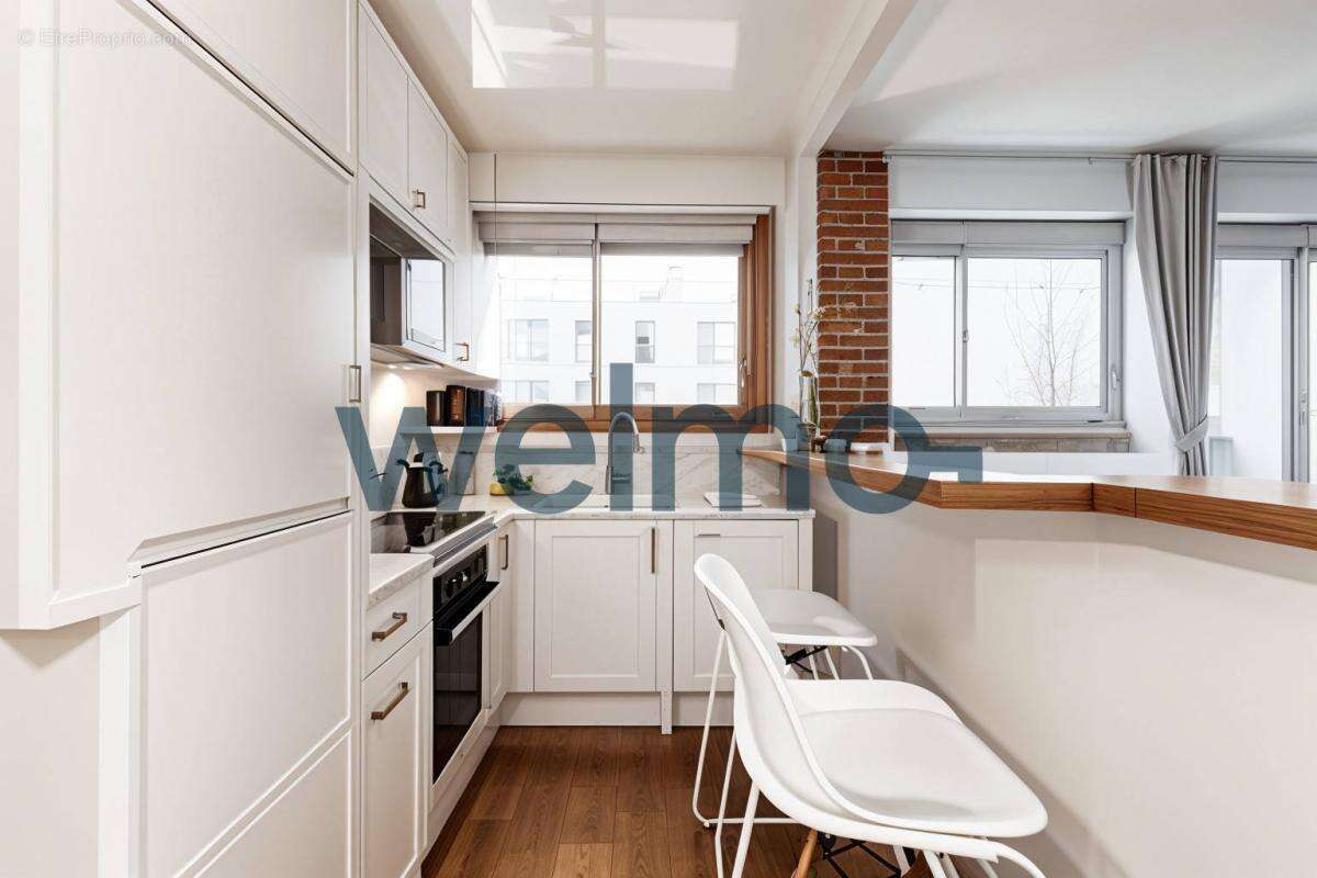 Appartement à PARIS-14E