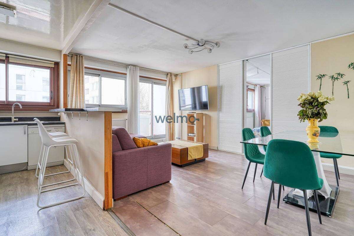Appartement à PARIS-14E