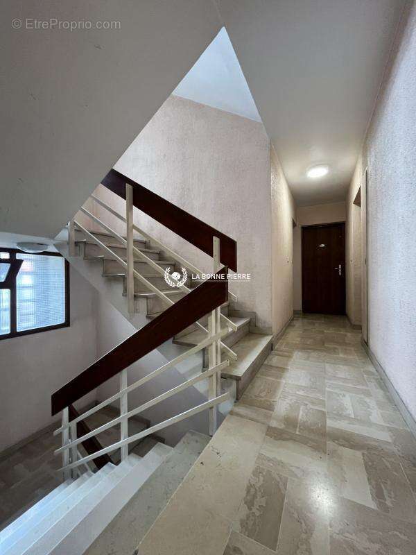 Commerce à GRENOBLE