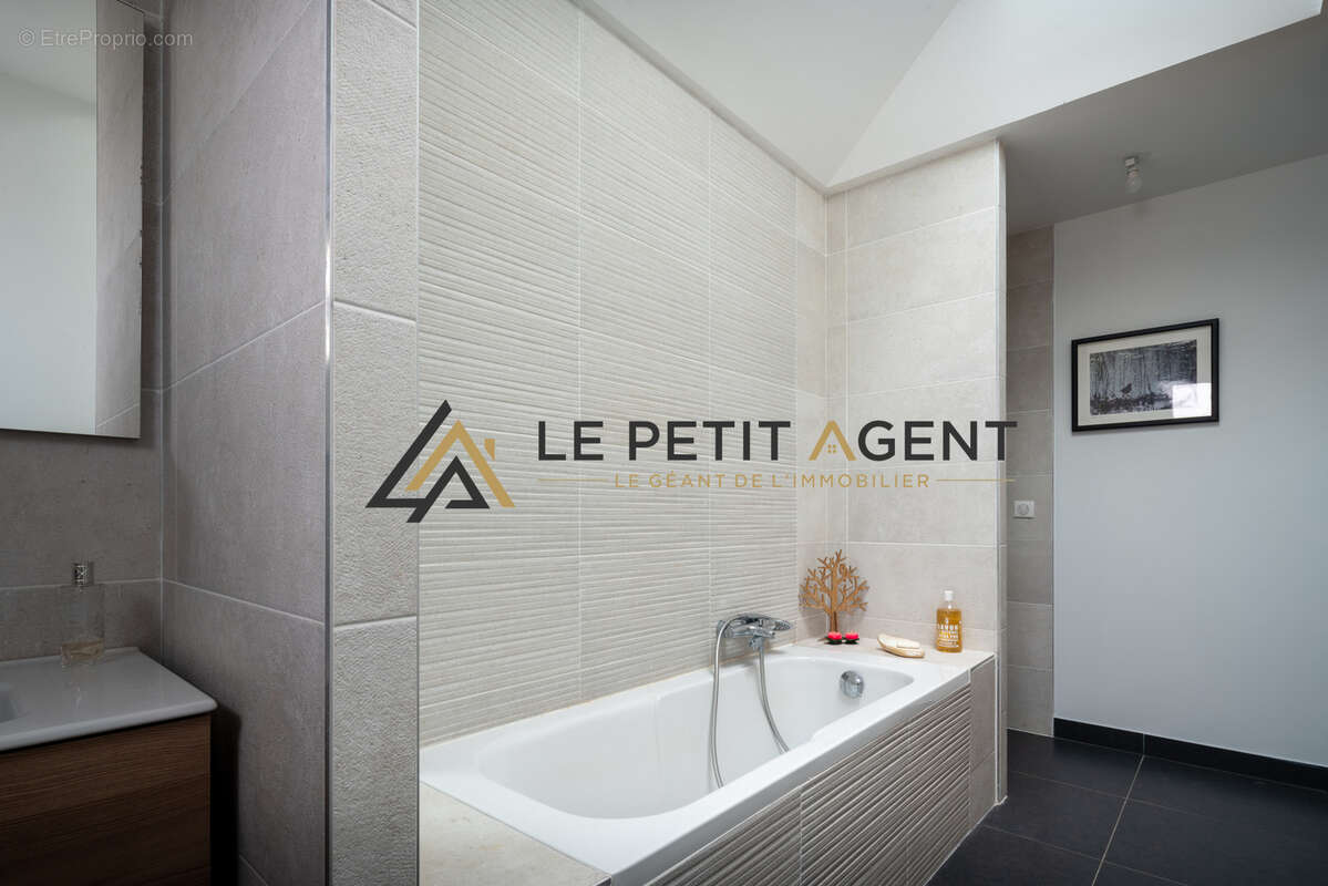 Maison à LE BOUSCAT