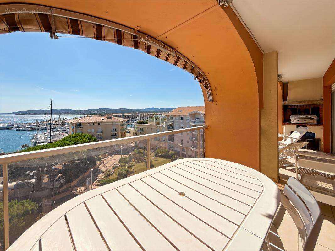 Appartement à FREJUS