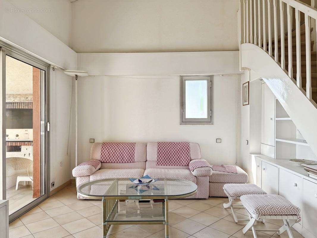 Appartement à FREJUS