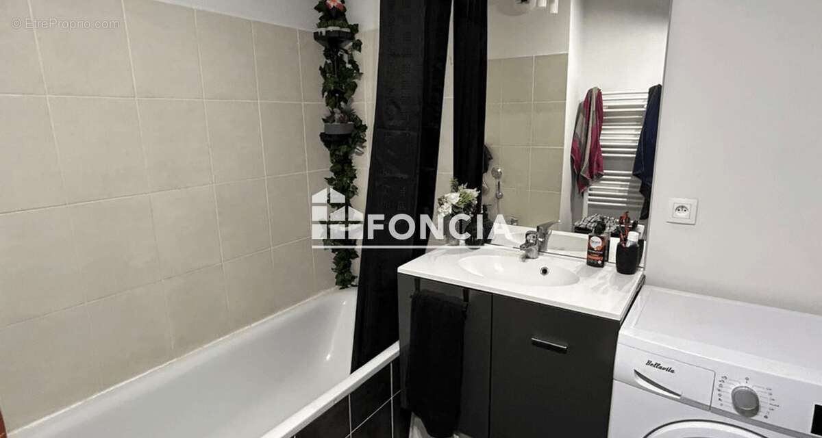 Appartement à CHATEAURENARD